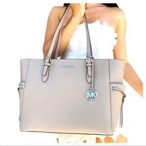 NWT Michael Kors Gilly Large Drawstring Travel Tote